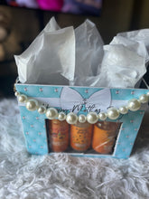 Load image into Gallery viewer, Mother’s Day gift box template

