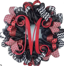 Load image into Gallery viewer, Wreath making class
