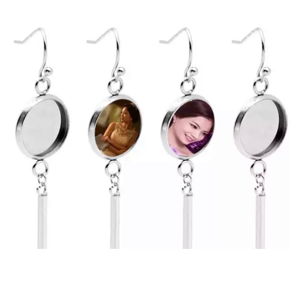 Dangle earrings